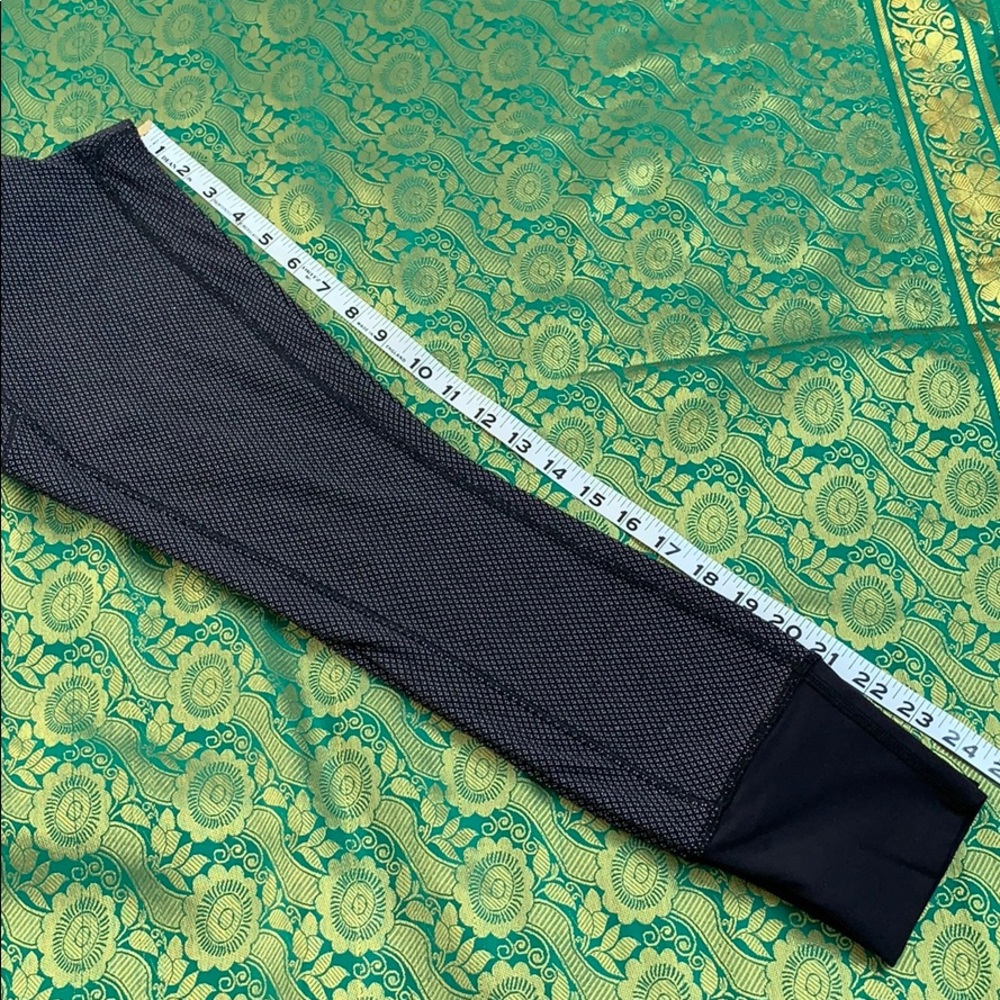 Lululemon Corp - Picture 4 of 7